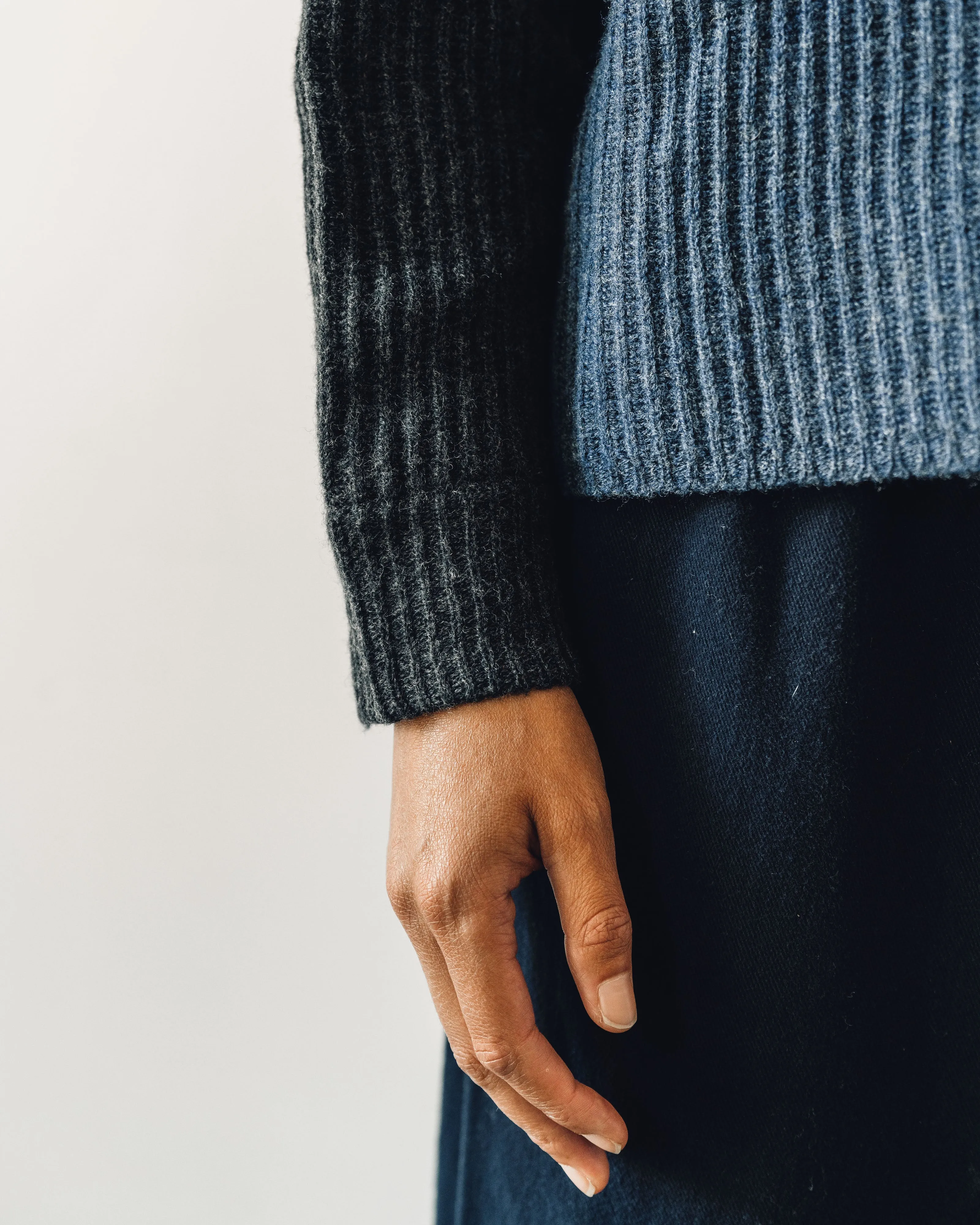 7115 Color-blocked Turtleneck, Navy