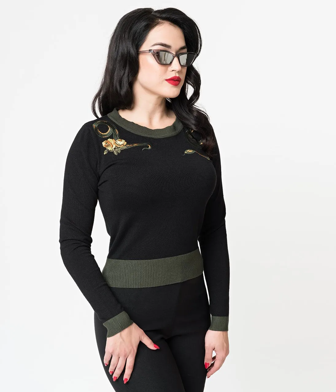 Black & Green Serpent Long Sleeve Knit Sweater Top