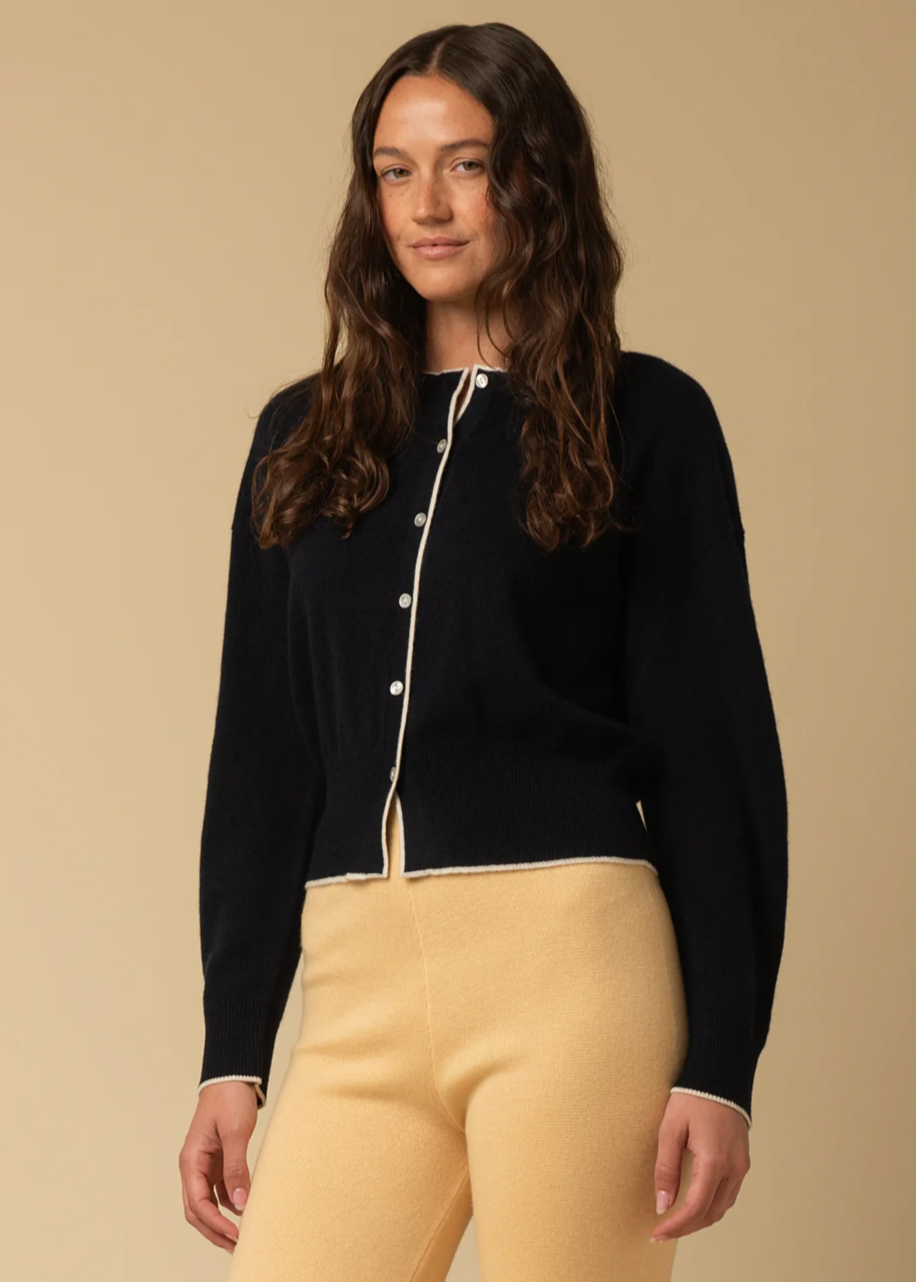 Cashmere volume sleeve cardigan, navy