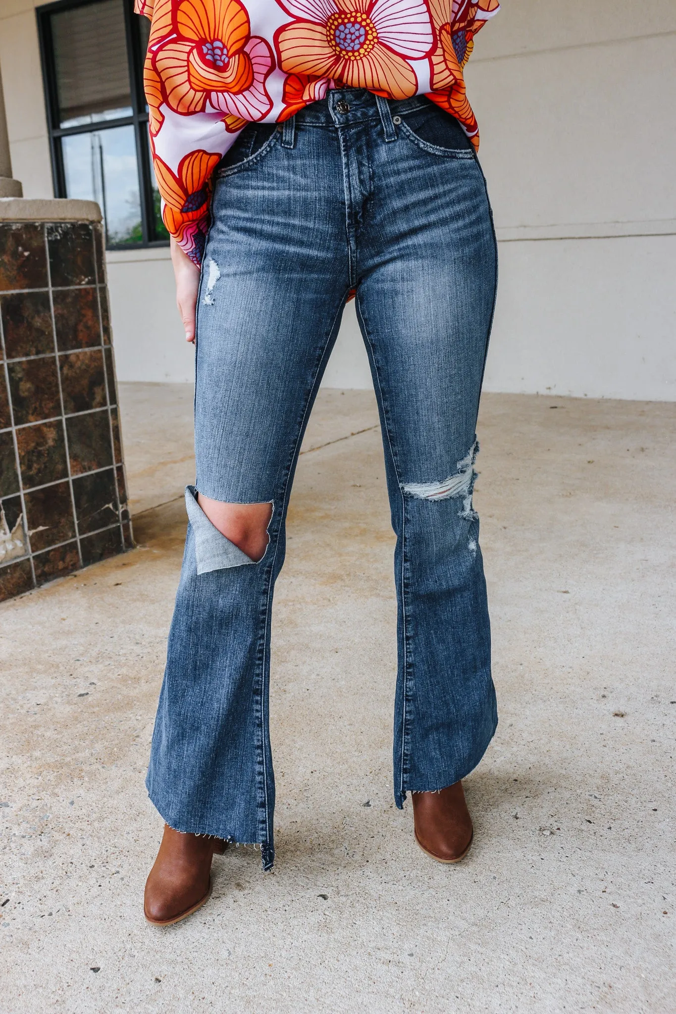 Star Of The Show Medium Wash High Rise Thea Flare Jeans