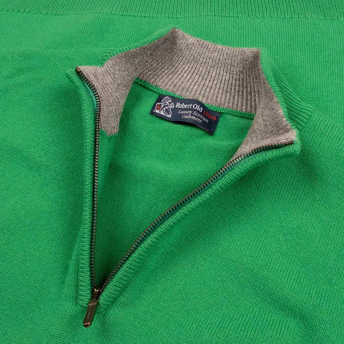 The Bowmore 1/4 Zip Neck Cashmere Sweater - Grasshopper Green